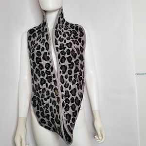 BETSEY JOHNSON Leopard Print Infinity Scarf w/Silver Heart Detail Size OS